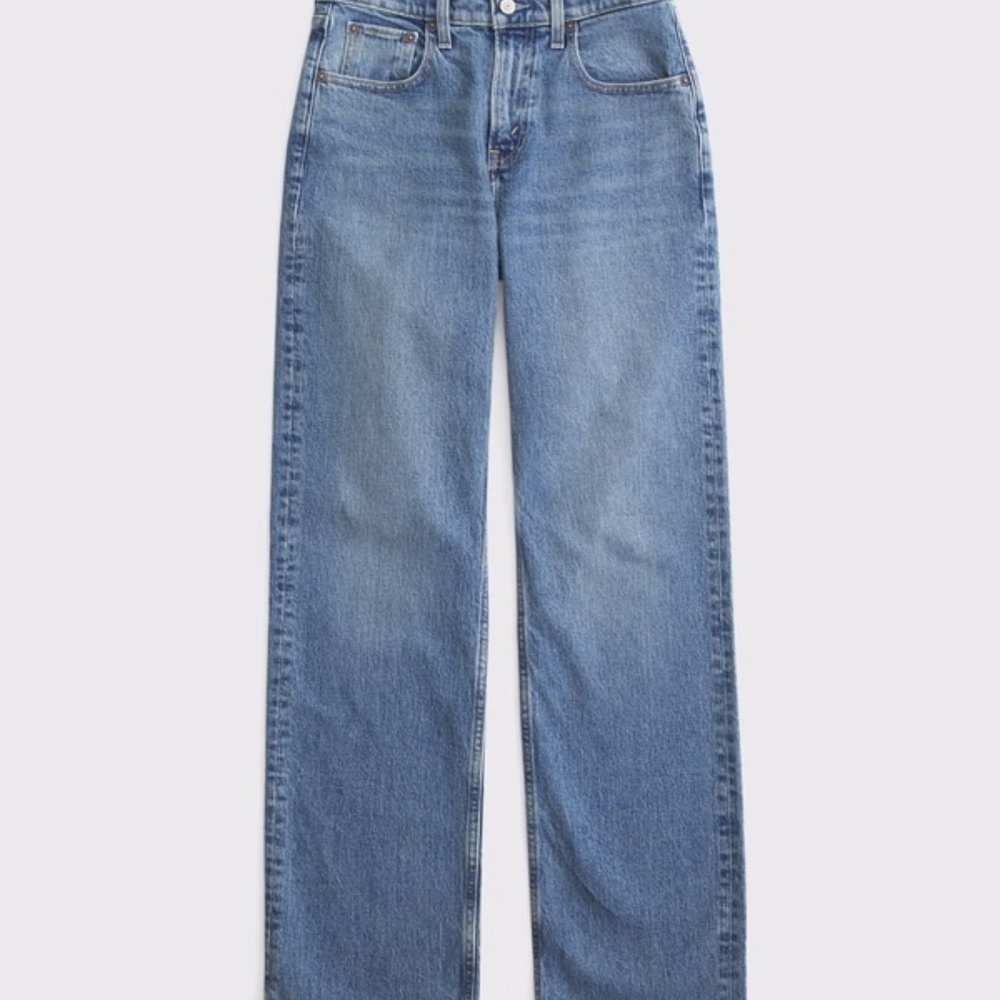 Abercrombie & Fitch The 90s Relaxed Jean High Rise